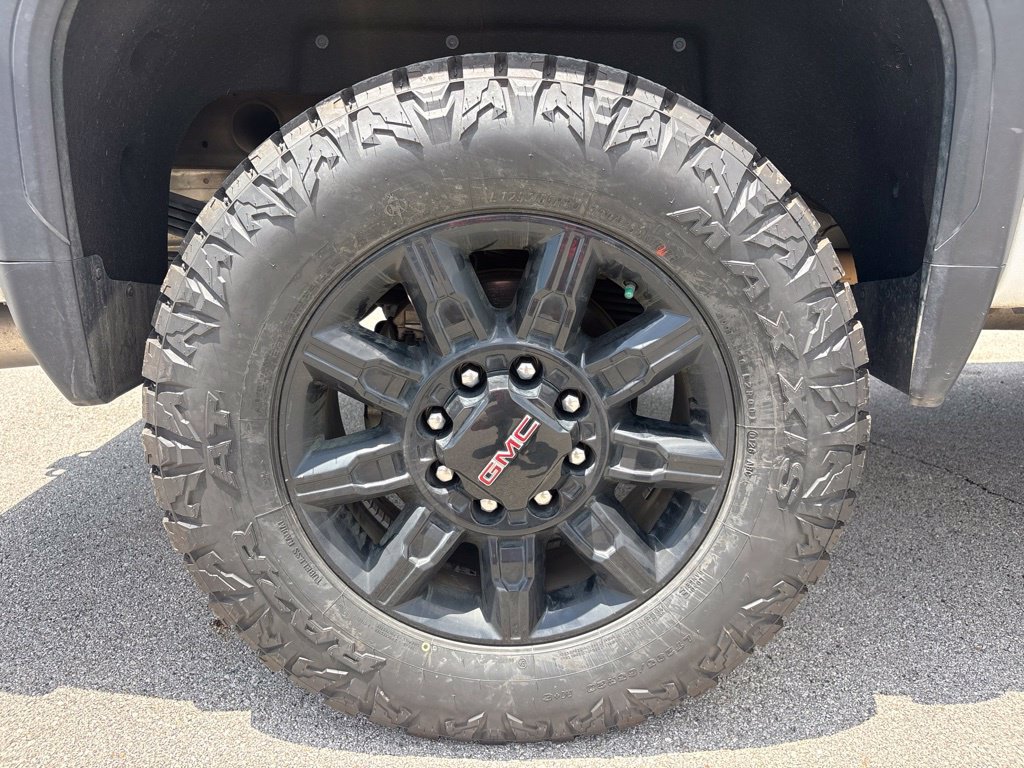 Used 2024 GMC Sierra 2500 AT4 w/ AT4 Preferred Package AWD/4WD image 36