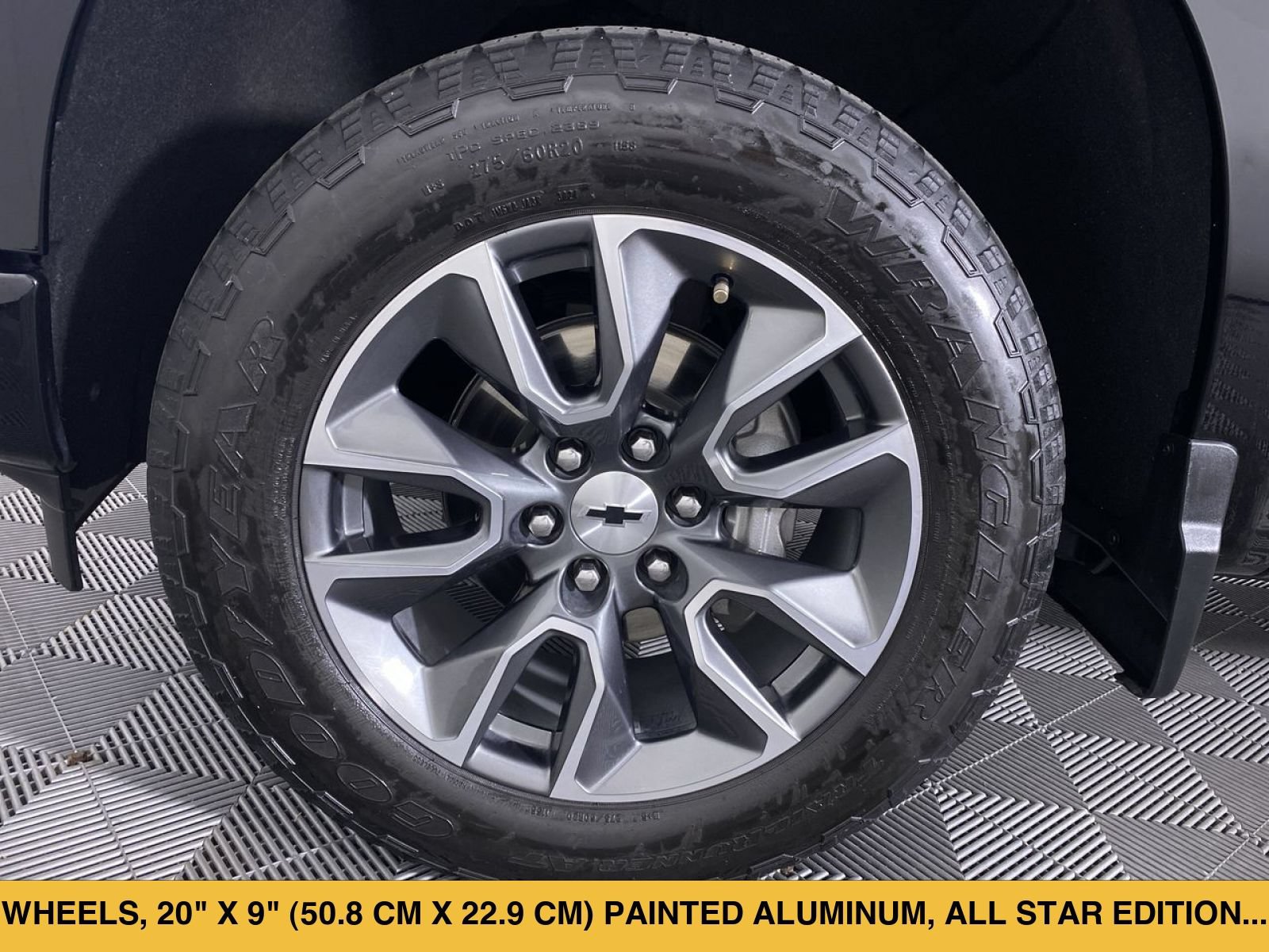Certified 2025 Chevrolet Silverado 1500 RST AWD/4WD image 15