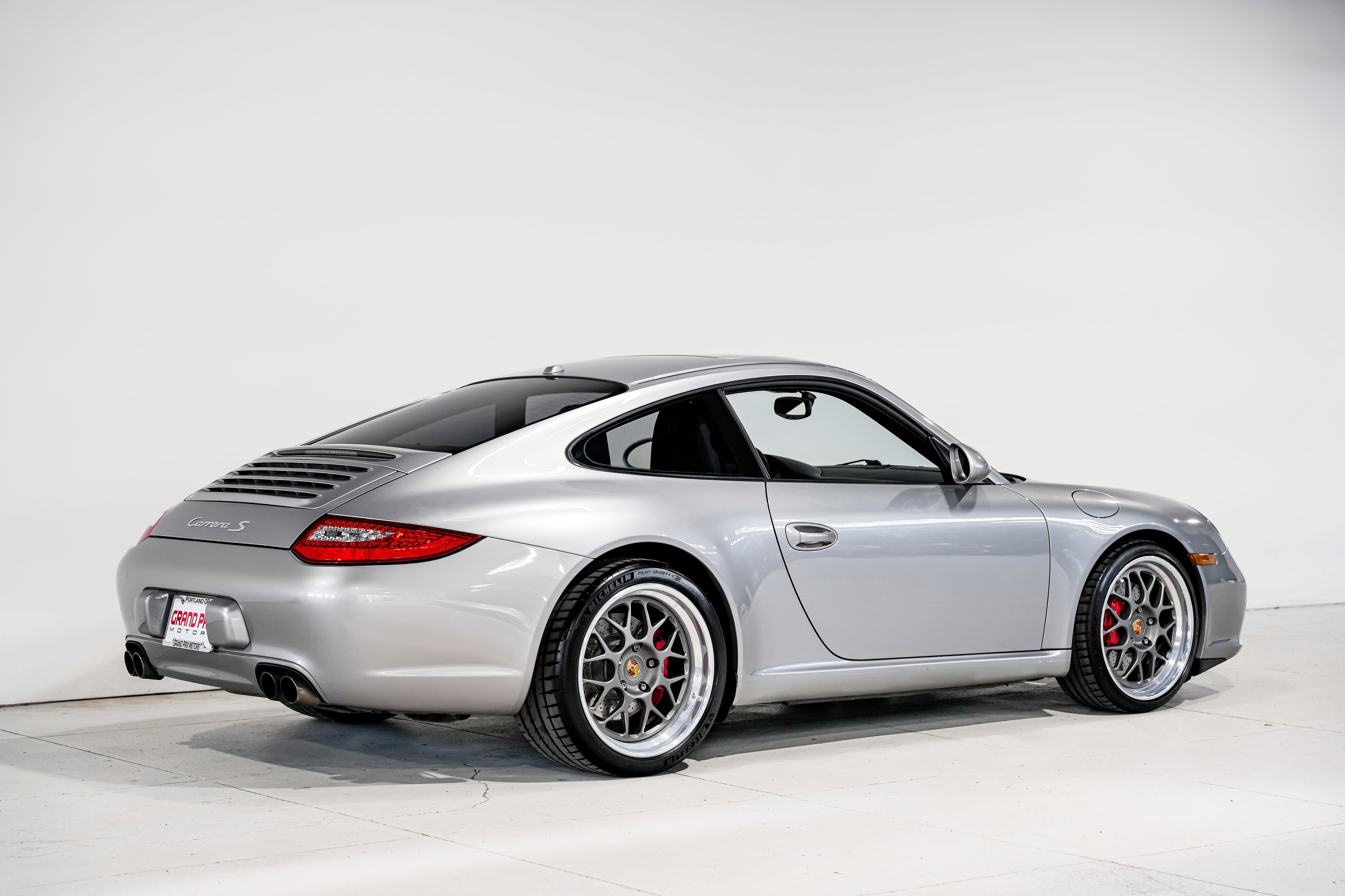 Used 2009 Porsche 911 Carrera S RWD image 3
