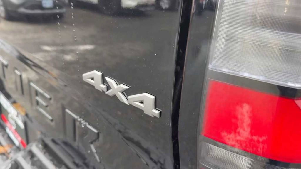 Certified 2026 Nissan Frontier SV w/ Tow Package image 8