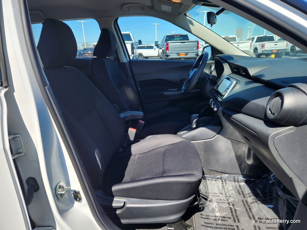 Used 2023 Nissan Kicks S image 26