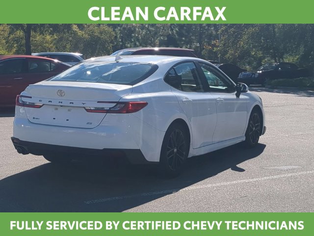 Used 2025 Toyota Camry SE FWD image 4
