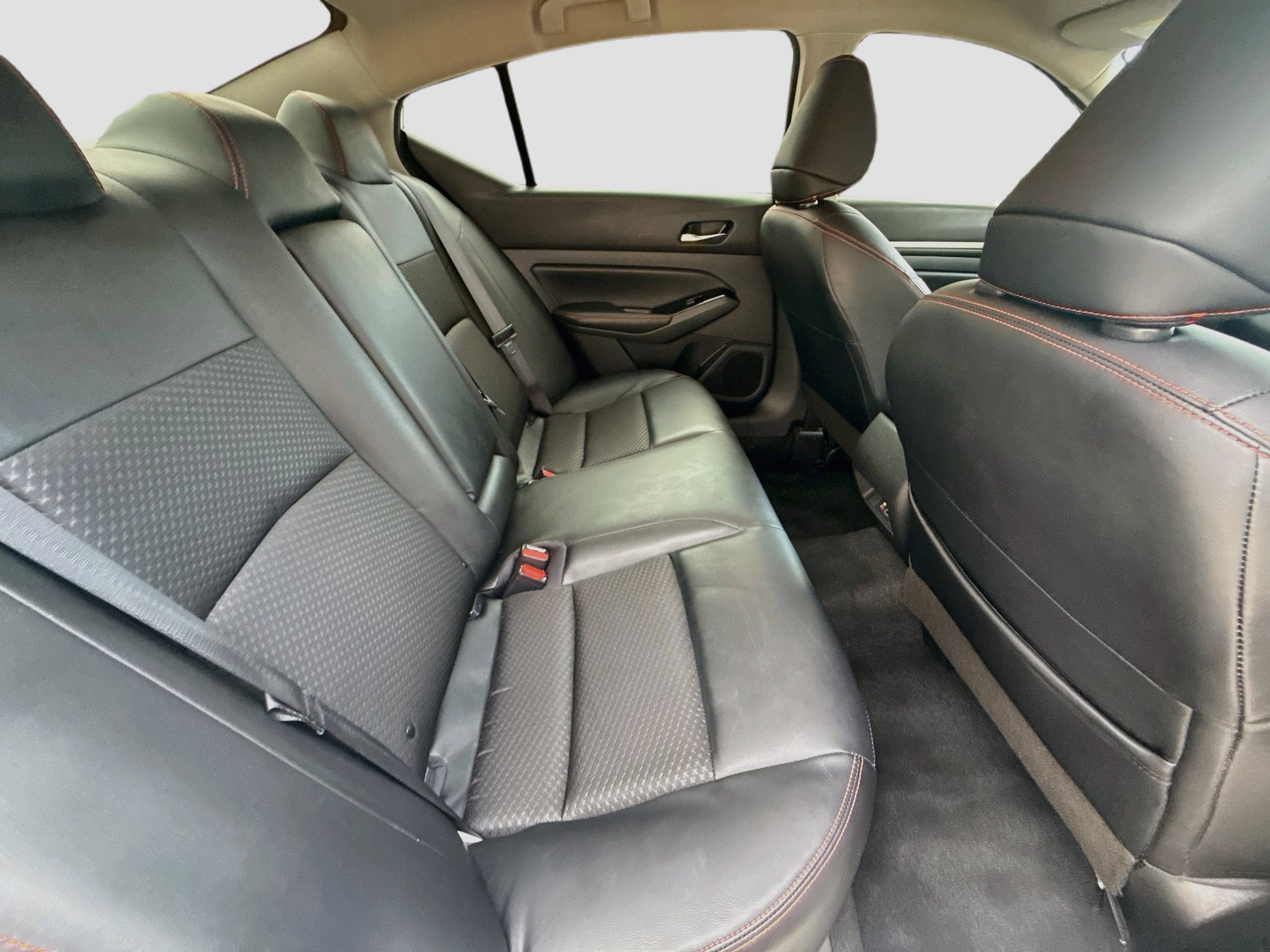 Used 2024 Nissan Altima 2.5 SR FWD image 25