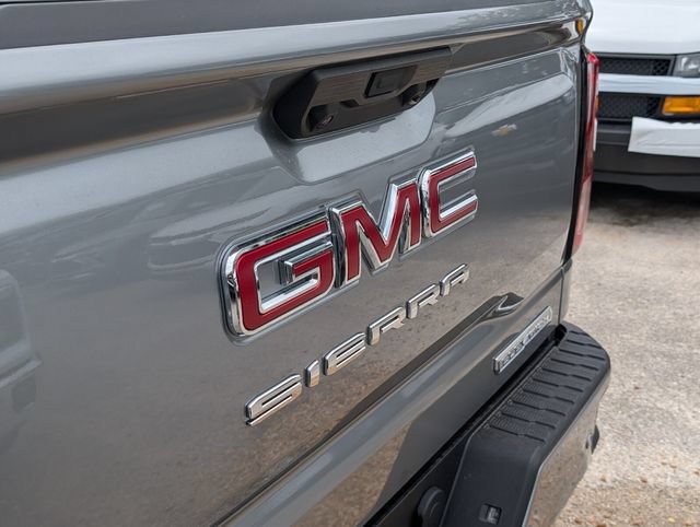 New 2026 GMC Sierra 1500 Elevation w/ Elevation Premium Package AWD/4WD image 15