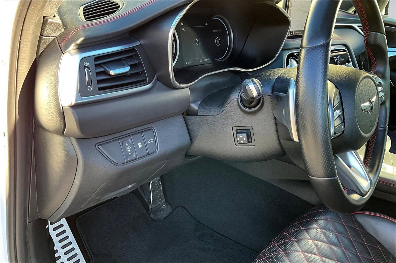 Used 2022 Genesis G70 3.3T w/ Sport Prestige Package image 19