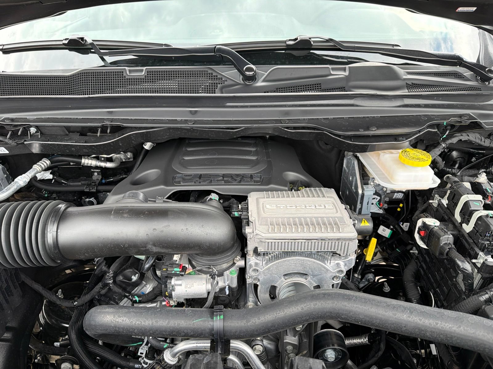 New 2027 RAM 1500 4x4 Crew Cab image 12