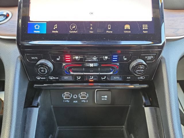Used 2024 Jeep Grand Cherokee Summit AWD/4WD image 24