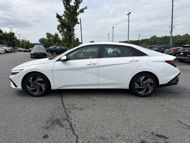 Certified 2025 Hyundai Elantra SEL FWD image 4