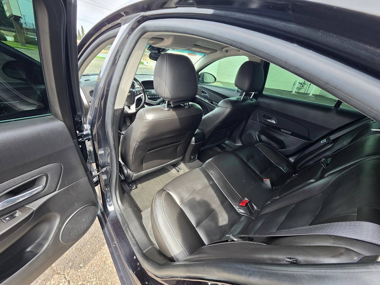 Used 2015 Chevrolet Cruze LT FWD image 22
