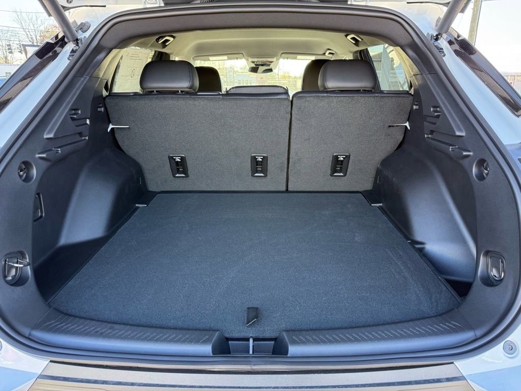 New 2026 Chevrolet Equinox EV LT image 7