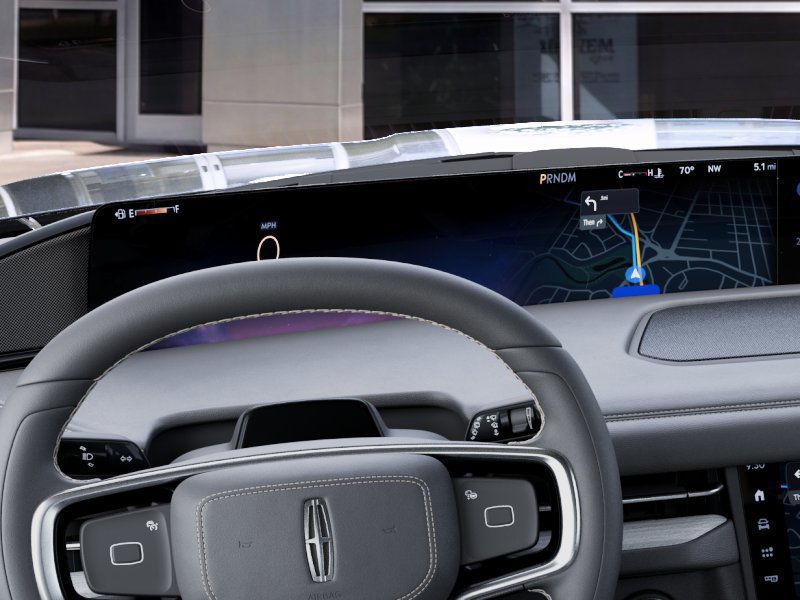 New 2027 Lincoln Navigator L Premier AWD/4WD image 14