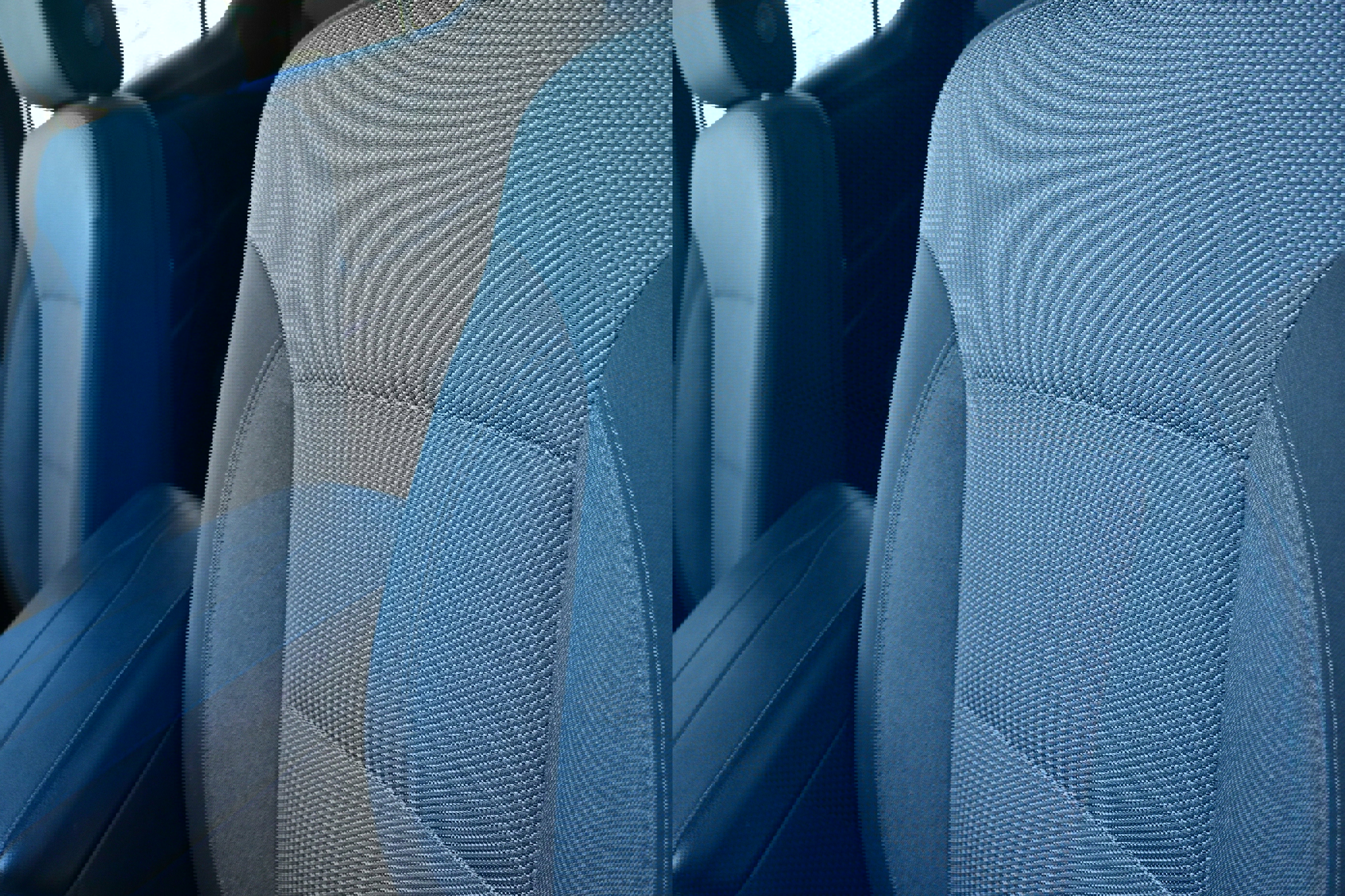 Used 2023 Chevrolet Traverse LT image 25