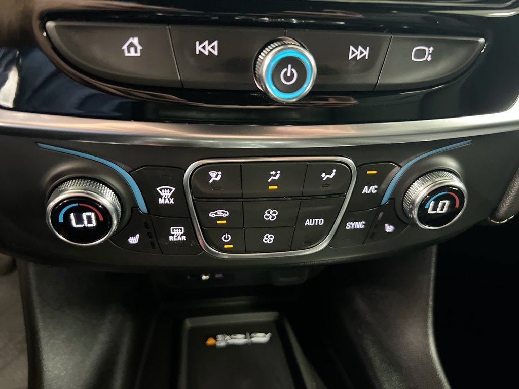 Used 2022 Chevrolet Traverse LT w/ LPO, Floor Liner Package AWD/4WD image 16