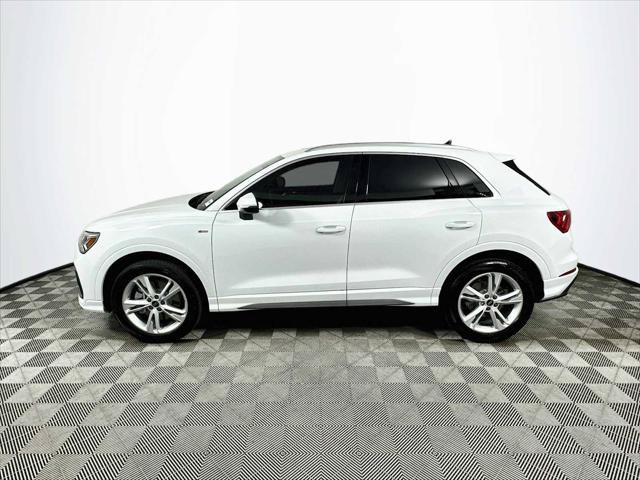 Certified 2023 Audi Q3 2.0T Premium w/ Convenience Package AWD/4WD image 4