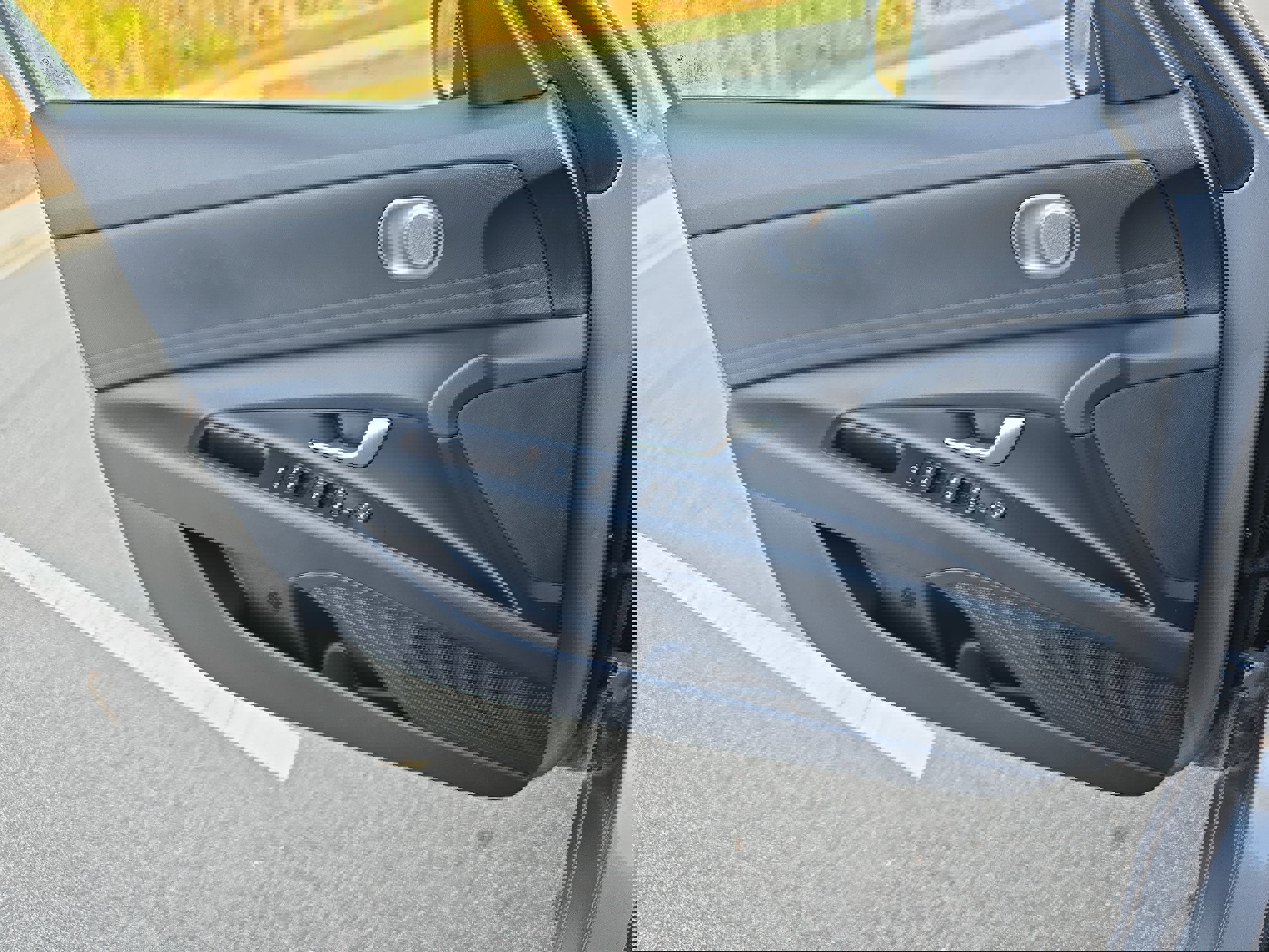 Used 2023 Hyundai Elantra SE image 26