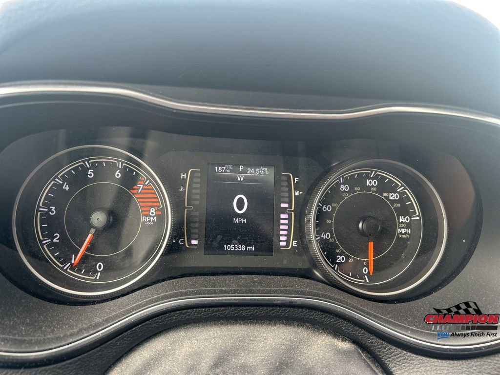 Used 2019 Jeep Cherokee Latitude Plus w/ Comfort/Convenience Group image 14