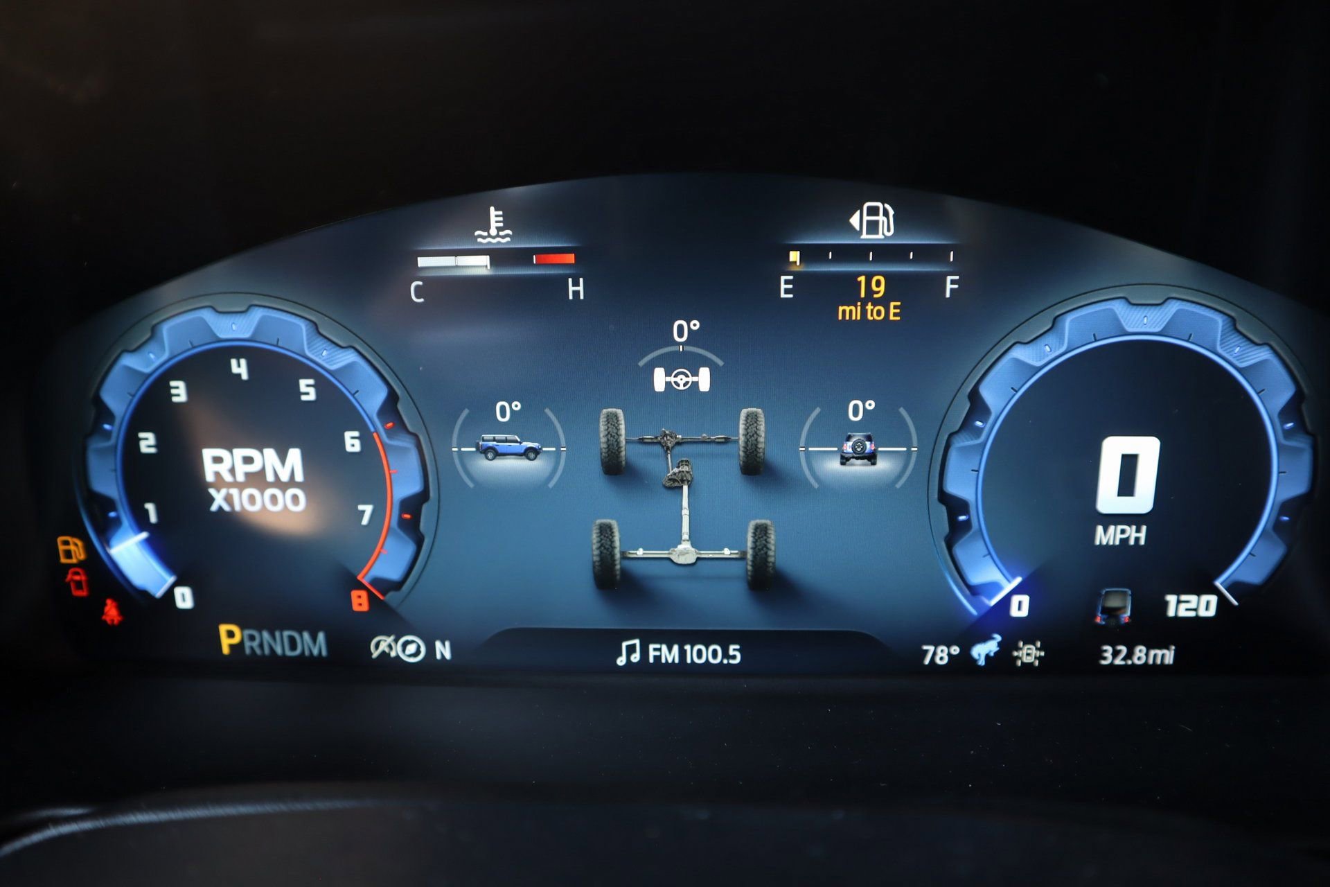 New 2025 Ford Bronco Outer Banks image 4