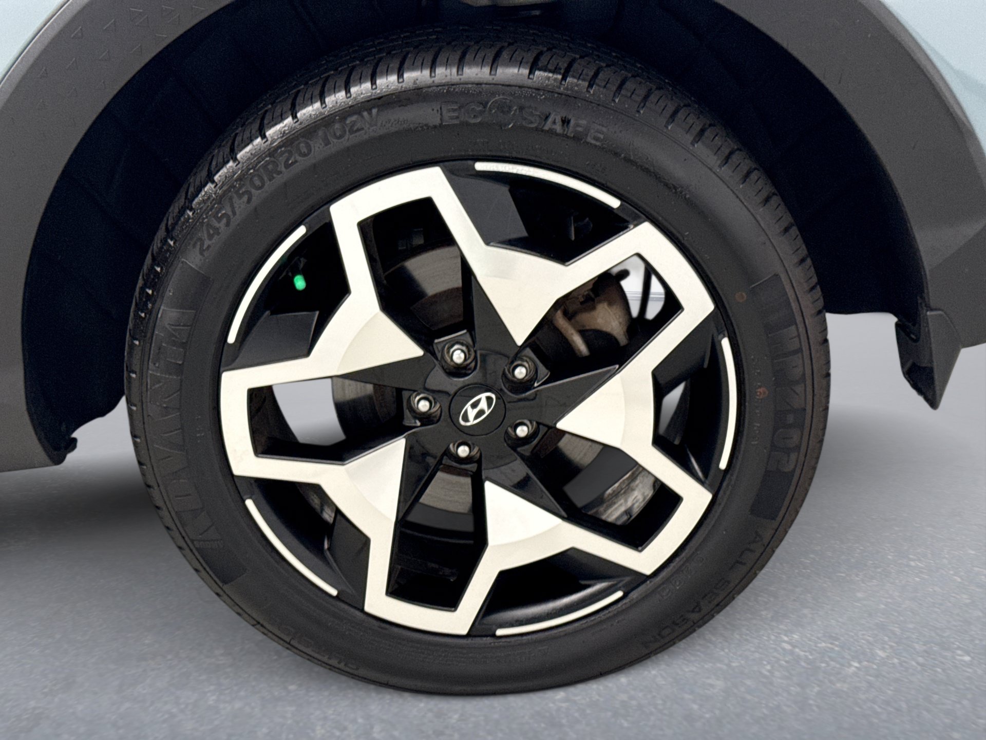 Used 2023 Hyundai Santa Cruz Limited AWD/4WD image 29