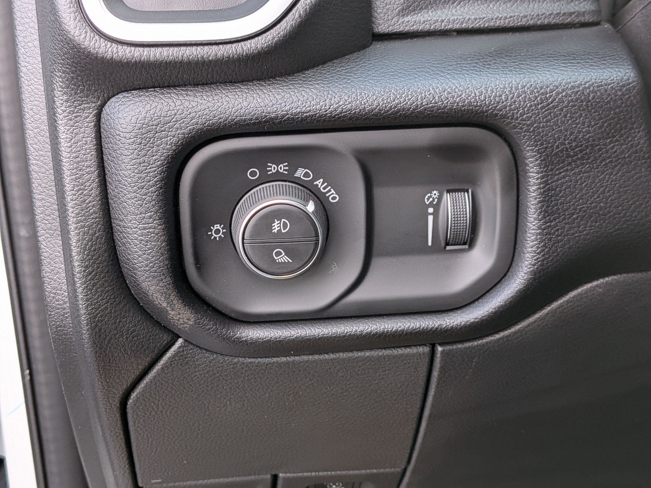 New 2026 RAM 2500 Big Horn AWD/4WD image 14
