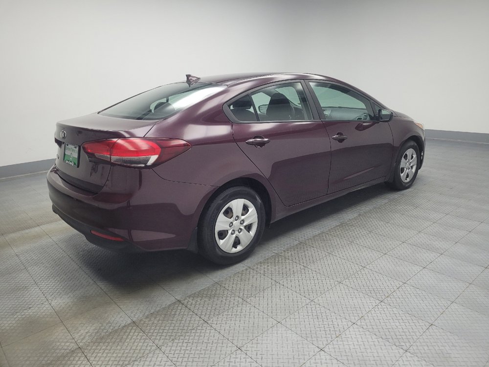 Used 2018 Kia Forte LX image 10