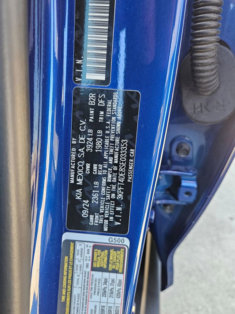 Used 2025 Kia K4 LXS image 30