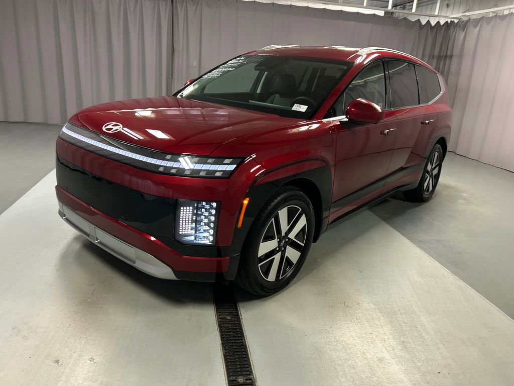 Used 2026 Hyundai Ioniq 9 SEL w/ Tow & Go Package image 3