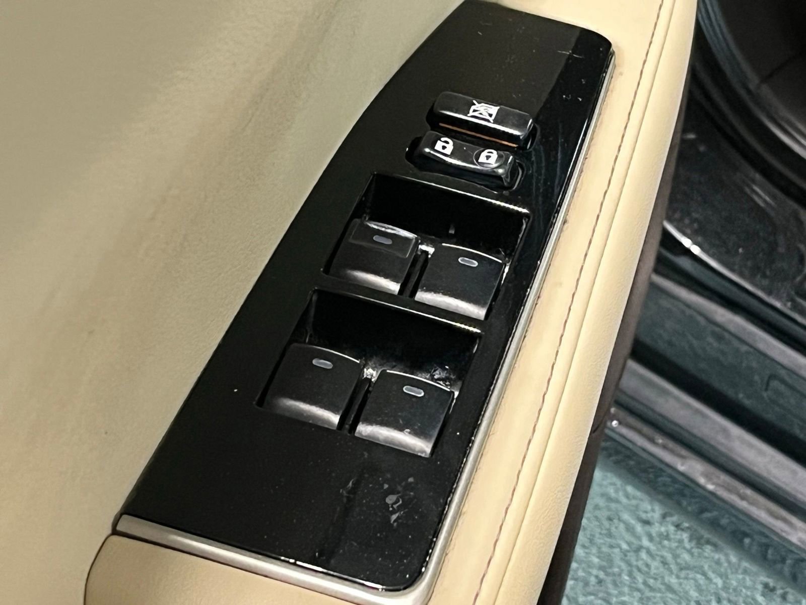 Used 2018 Lexus ES 350 w/ Premier Package FWD image 33