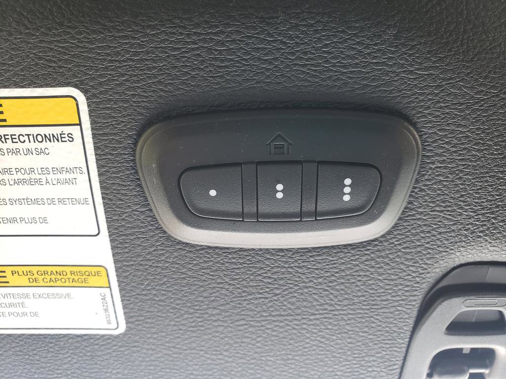 Used 2023 Jeep Wrangler Unlimited Sport image 18