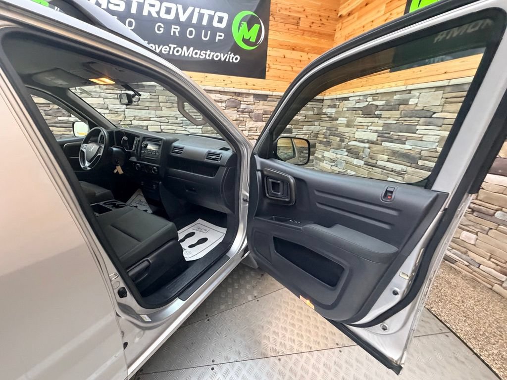 Used 2014 Honda Ridgeline Sport image 23