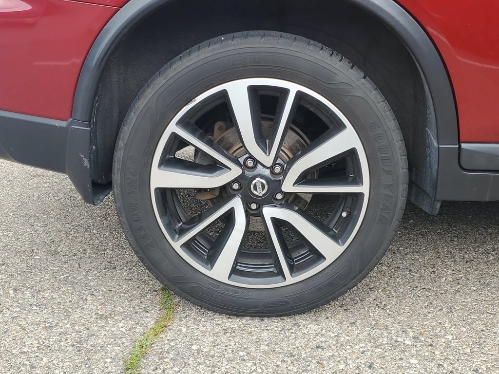 Used 2020 Nissan Rogue SL w/ Premium Package AWD/4WD image 5