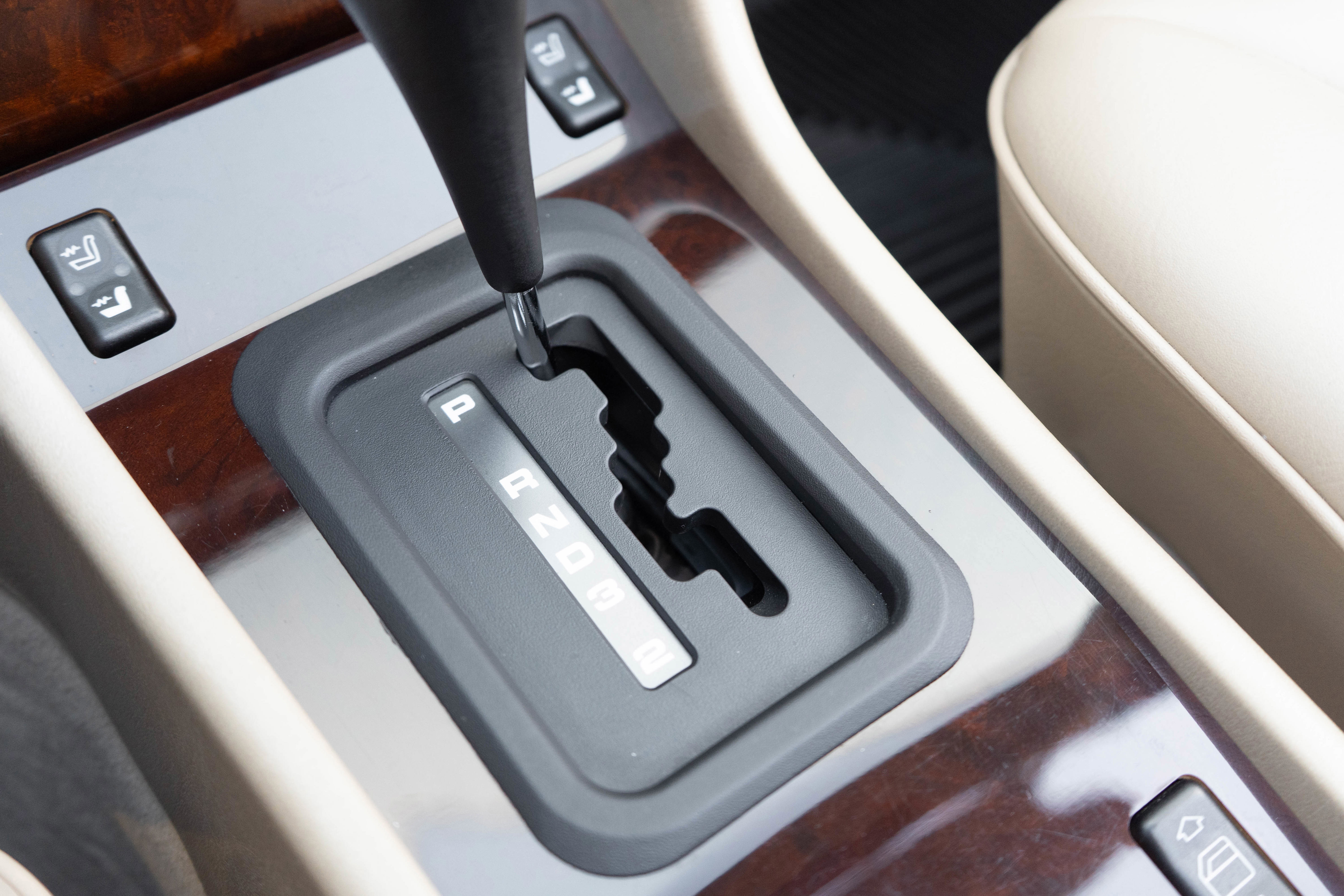 Used 1995 Mercedes-Benz E 320 Convertible image 19