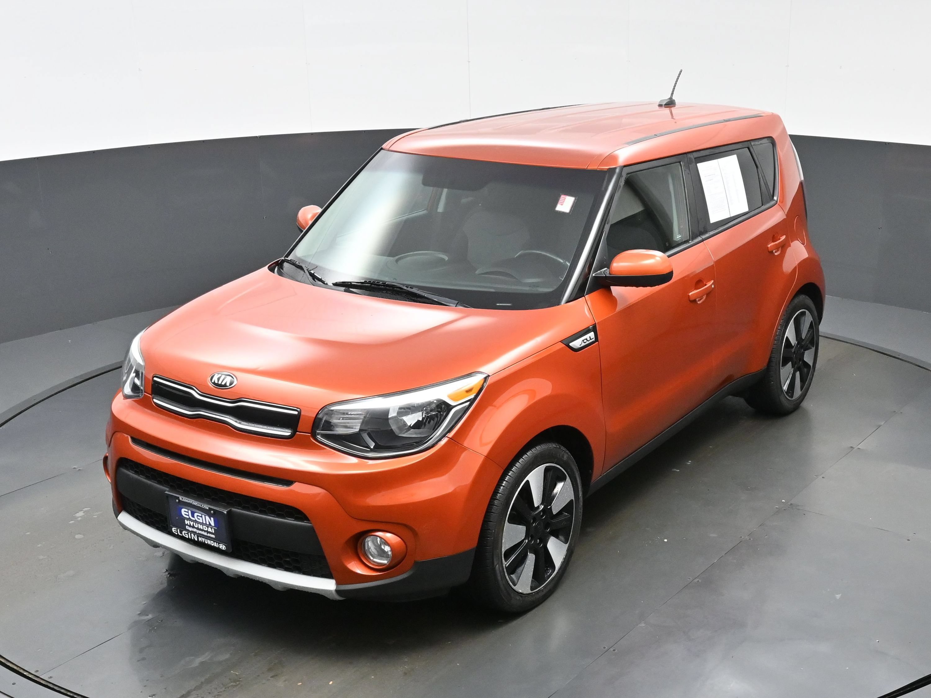 Used 2019 Kia Soul + FWD image 29