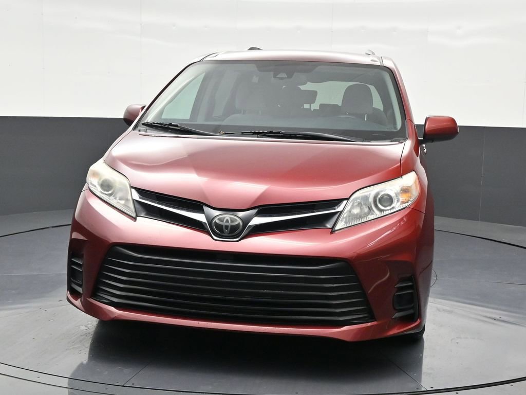Used 2020 Toyota Sienna LE image 8