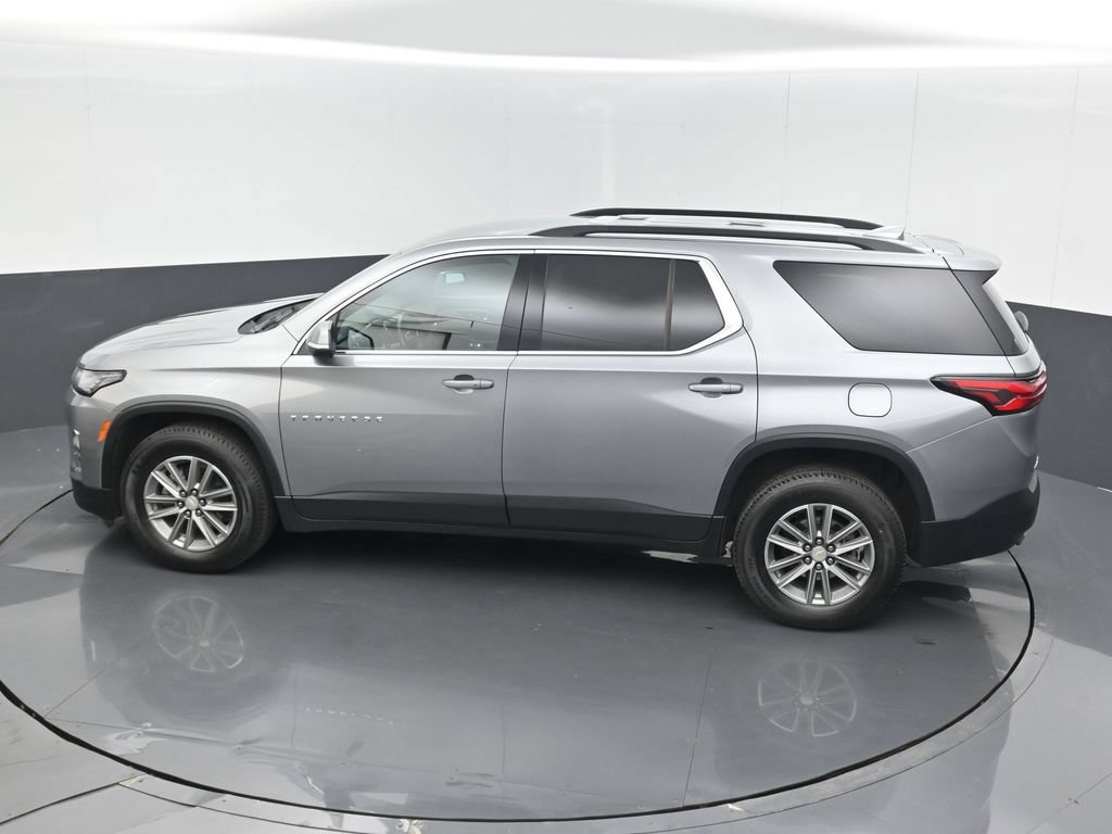 Used 2023 Chevrolet Traverse LT AWD/4WD image 15