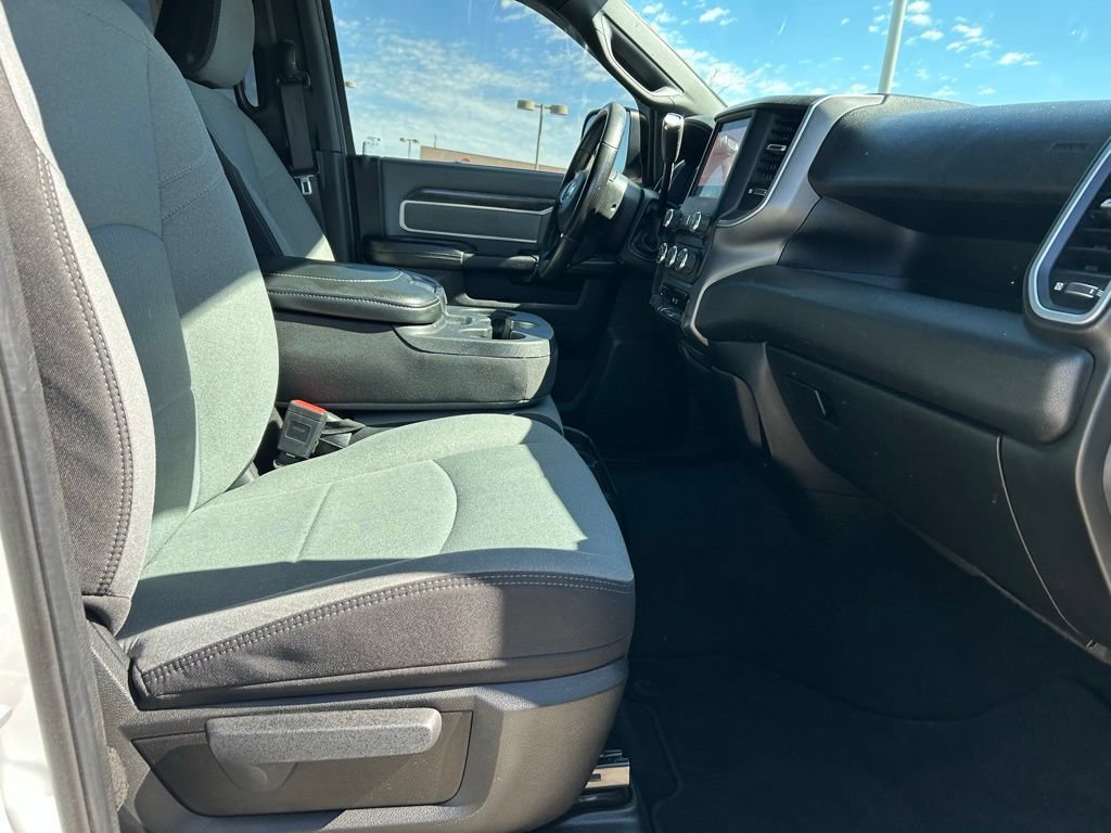 Used 2022 RAM 2500 Big Horn AWD/4WD image 31