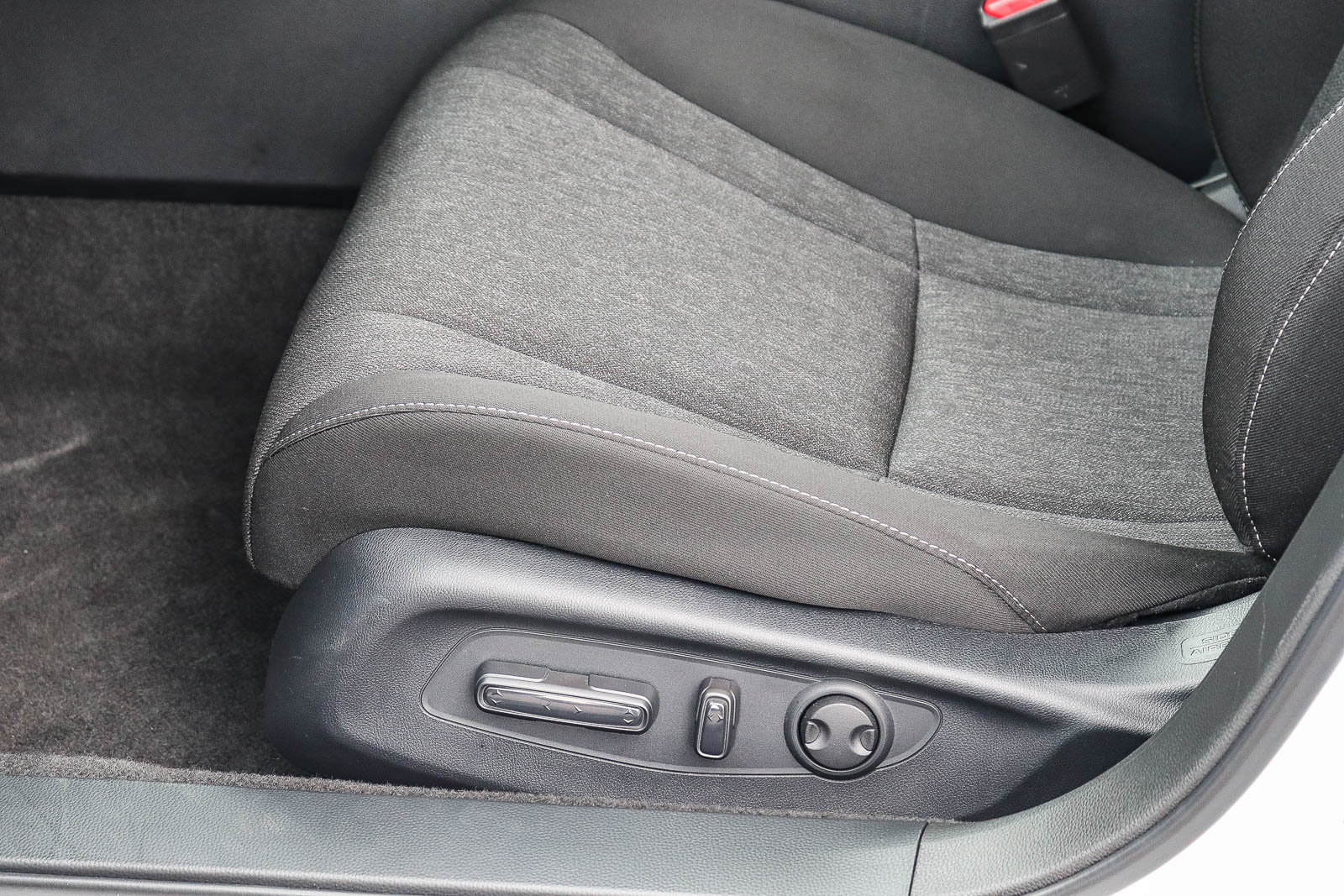 Used 2025 Honda Accord SE image 24