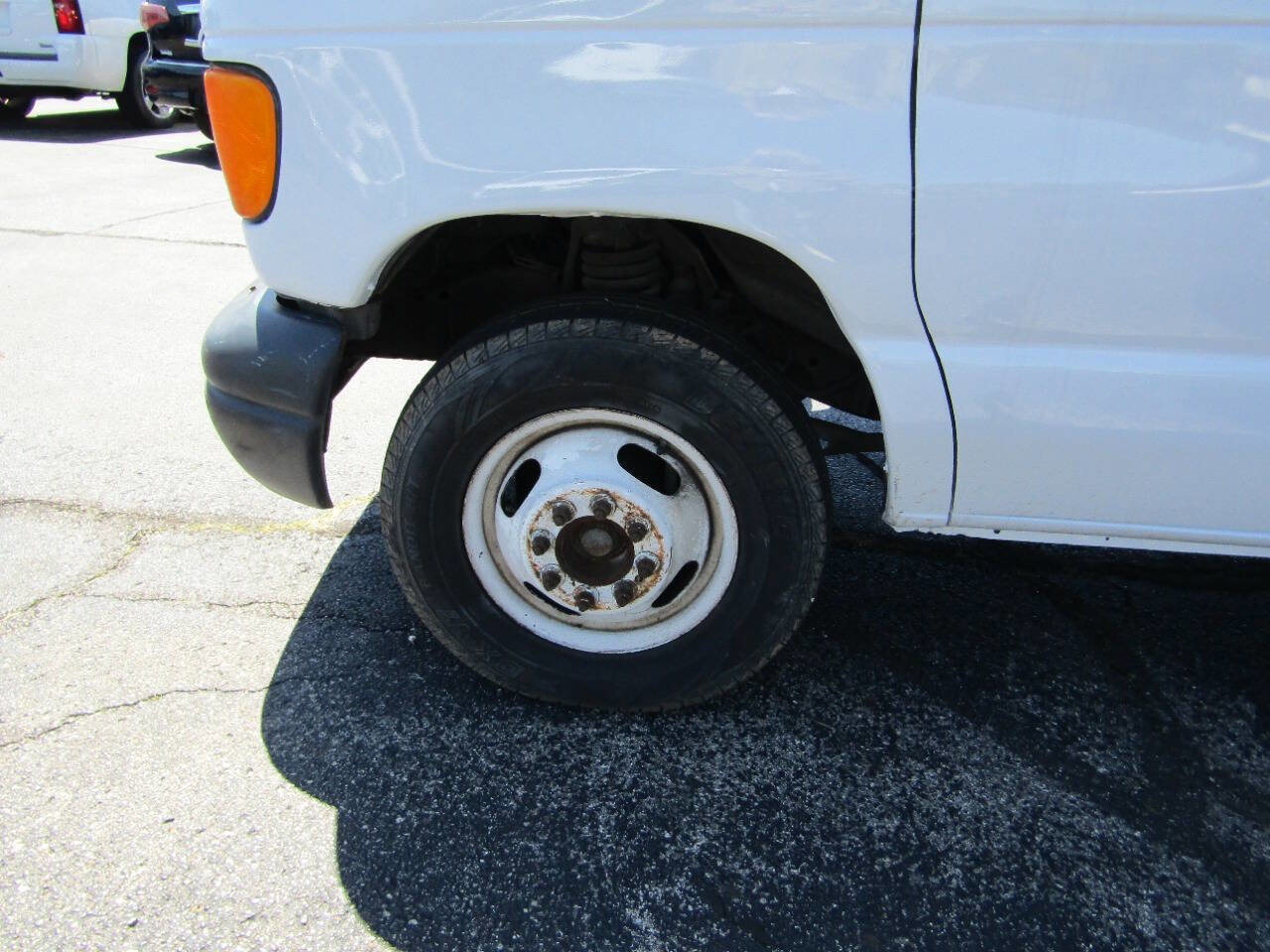 Used 2006 Ford E-450 and Econoline 450 RWD image 4