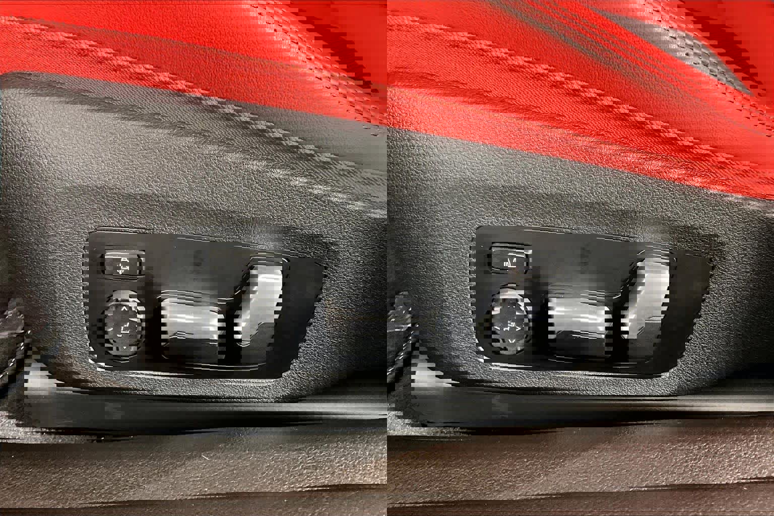 Used 2024 BMW M4 w/ Executive Package image 32