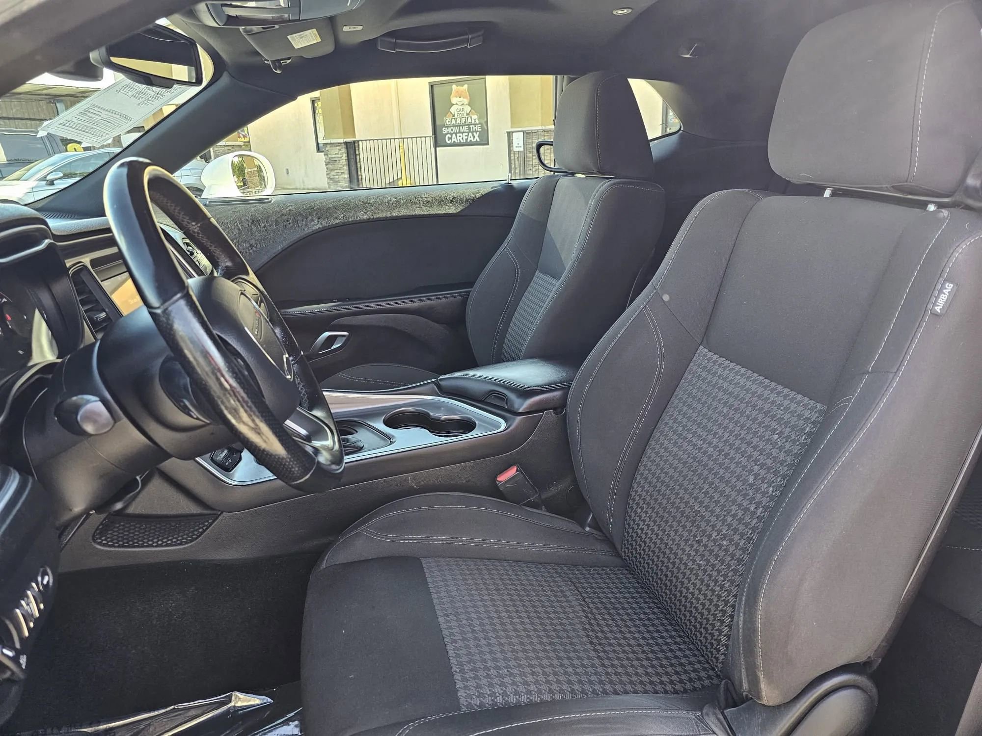 Used 2019 Dodge Challenger SXT w/ Blacktop Package image 10