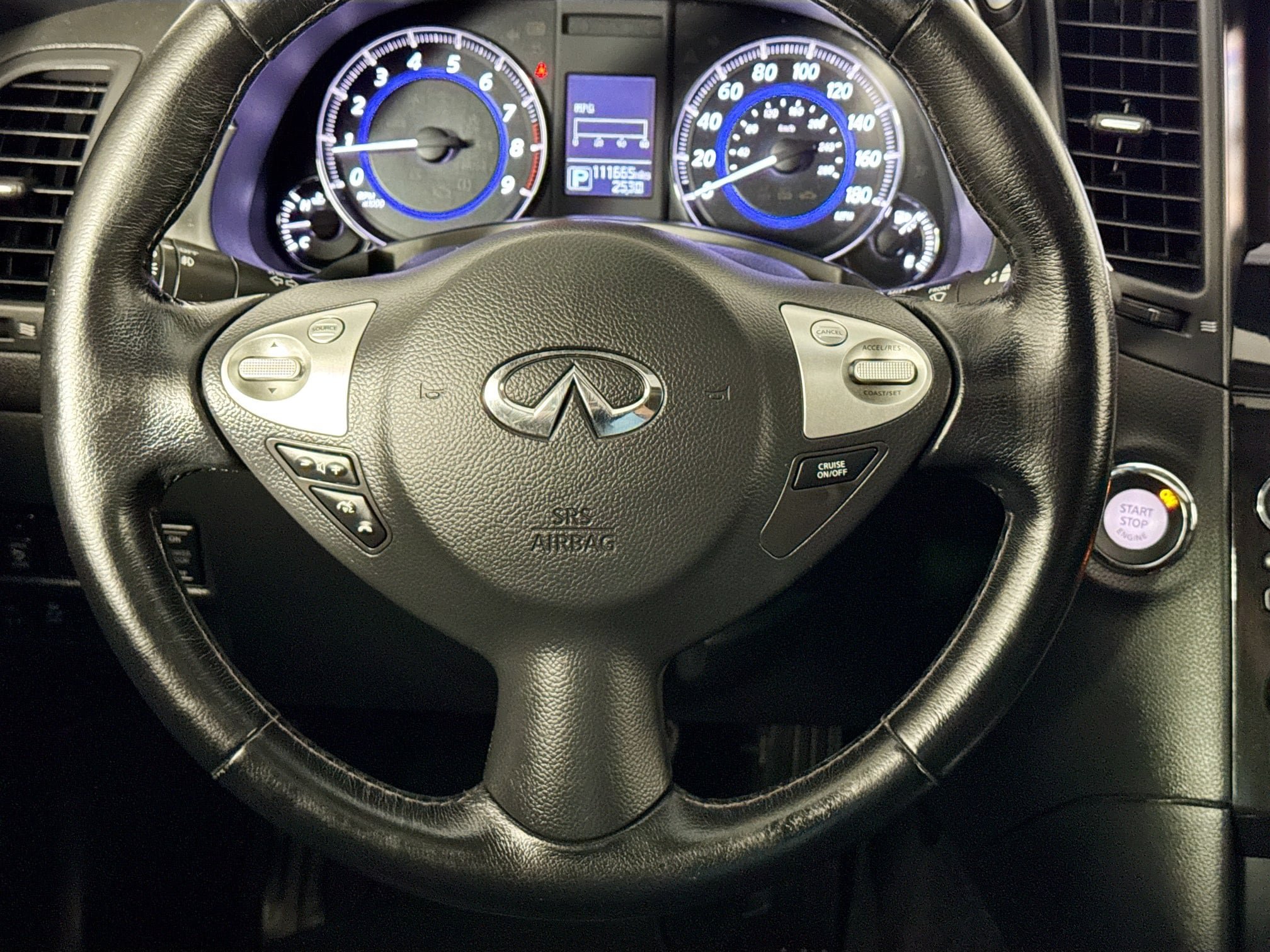 Used 2017 INFINITI QX70 AWD image 25