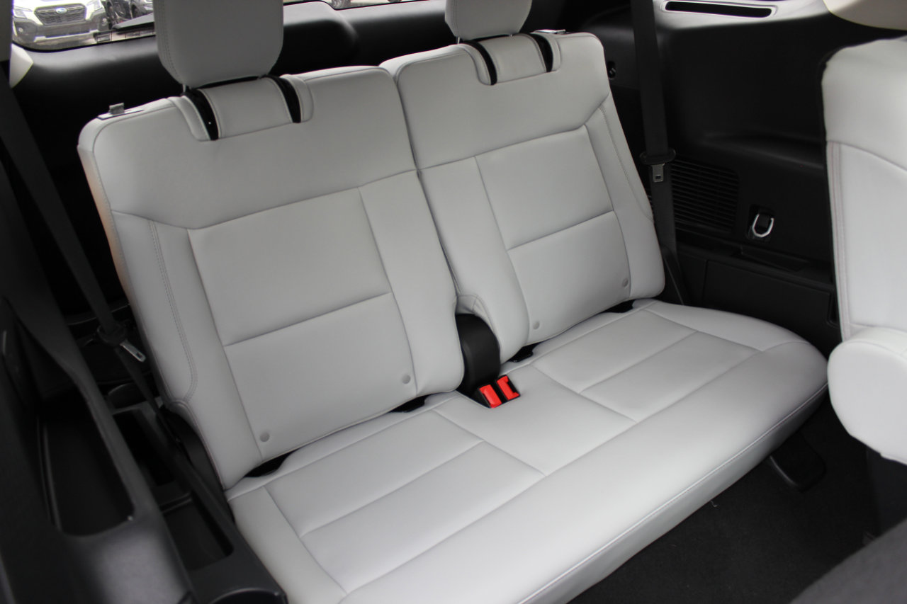 Used 2025 Ford Explorer Platinum w/ LUX Leather Package image 27