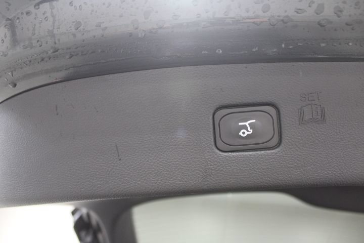 Used 2024 Ford Edge SEL w/ Convenience Package AWD/4WD image 16