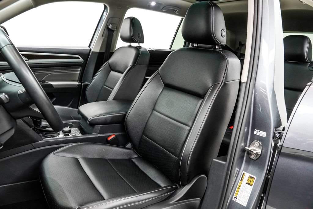 Used 2023 Volkswagen Atlas SE AWD/4WD image 16