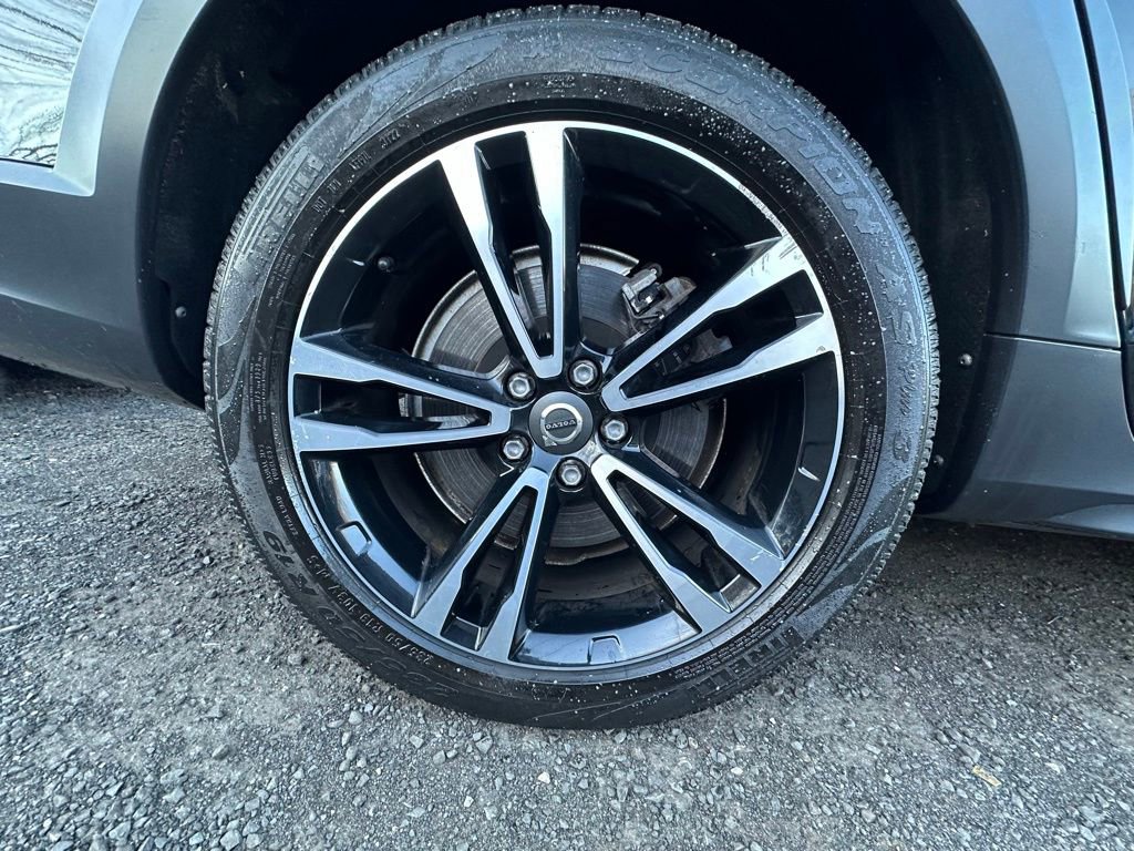 Used 2018 Volvo V90 T5 Cross Country w/ Convenience Package image 44