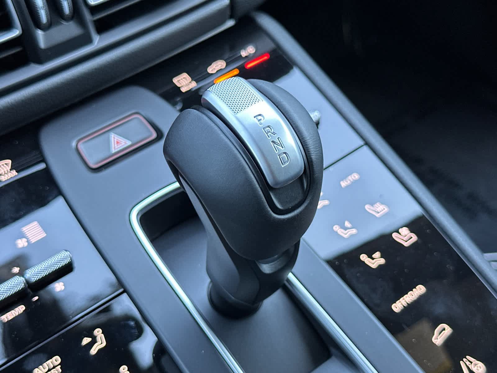 New 2026 Porsche Macan AWD/4WD image 25