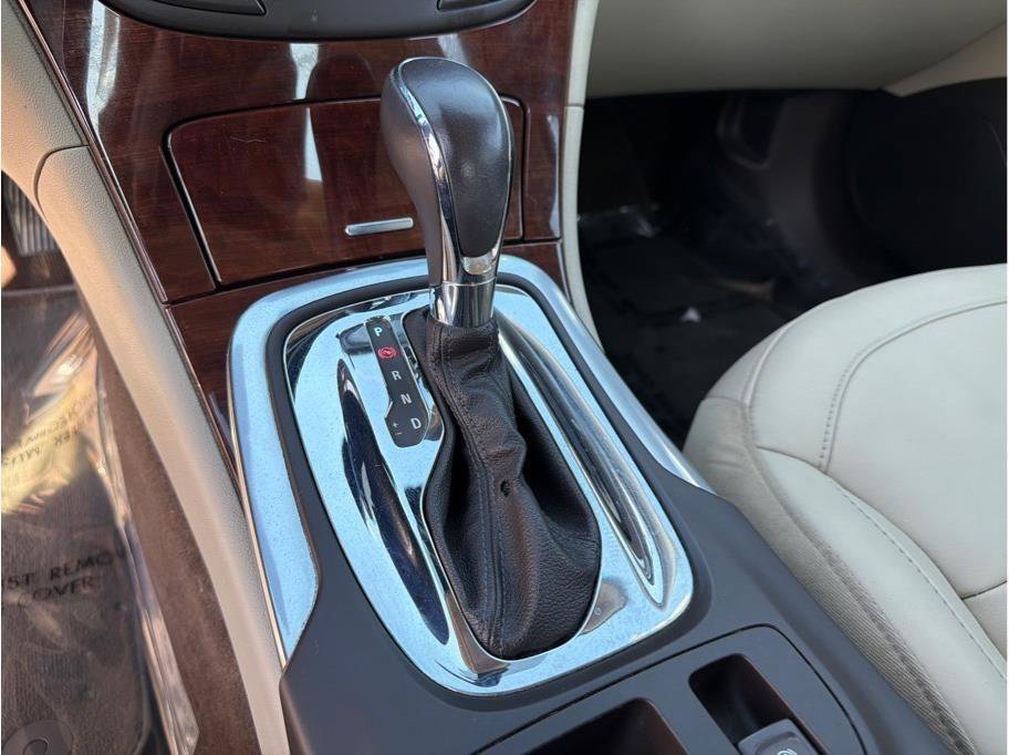 Used 2016 Buick Regal FWD image 17