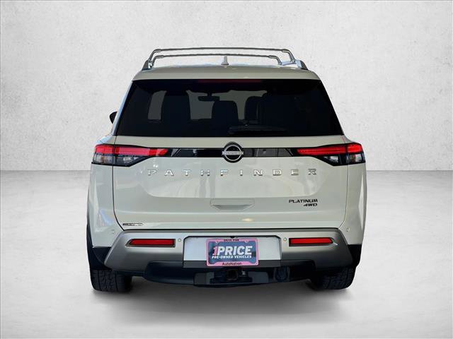 Used 2023 Nissan Pathfinder Platinum image 8