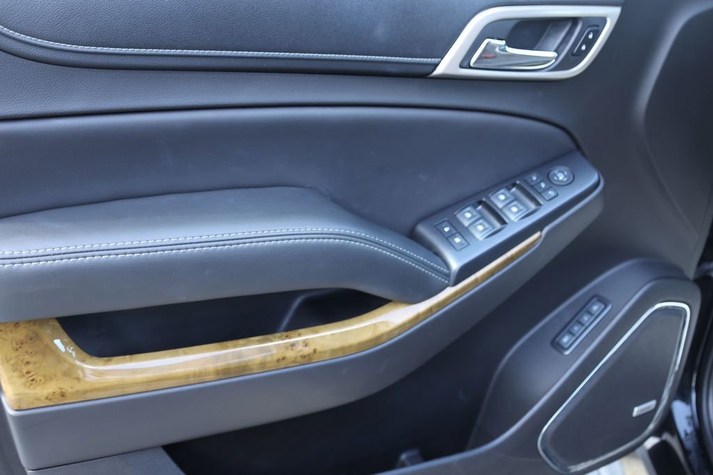 Used 2017 GMC Yukon Denali w/ Enhanced Security Package AWD/4WD image 10