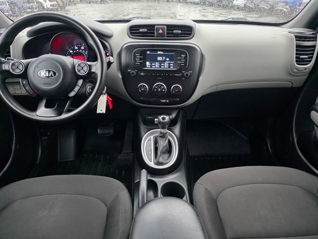 Used 2017 Kia Soul FWD image 21
