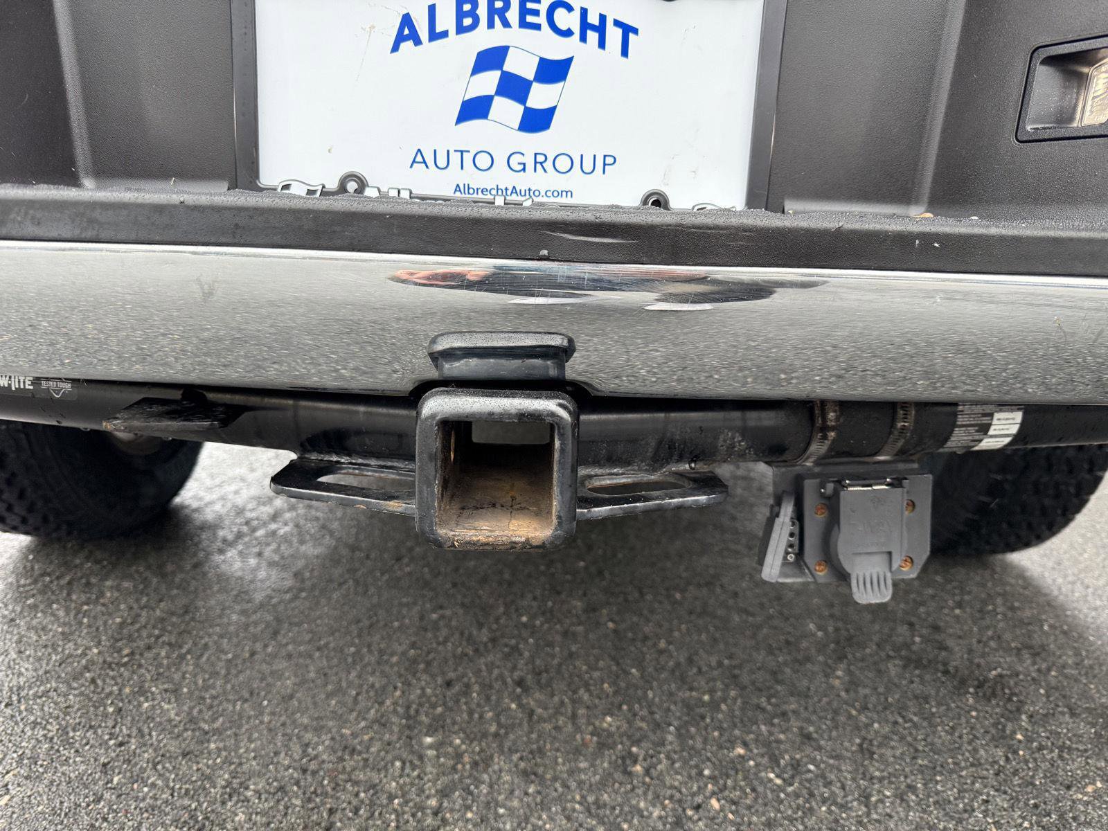 Used 2019 Nissan Titan SV image 29